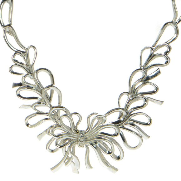 Oscar de la Renta Jewelry - Oscar de la Renta Polished Silver Crystal Bow Necklace